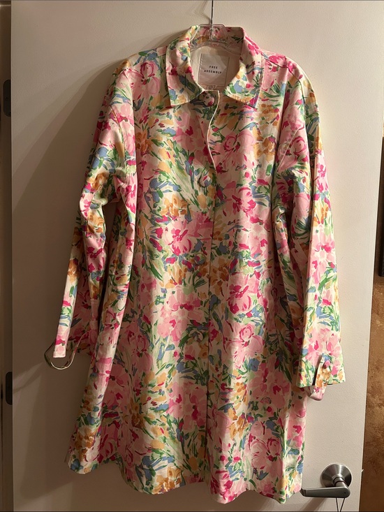 Free Assembly Jackets & Blazers - NEW Free Assembly Floral Pink Lightweight Car Coat